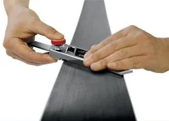 Swix TA010N Base File Guide, 1,0° -Down Jackets Shop TA0075N Base file guide 0 75 TA0075N detail 1 jpg Una7 1280x1280